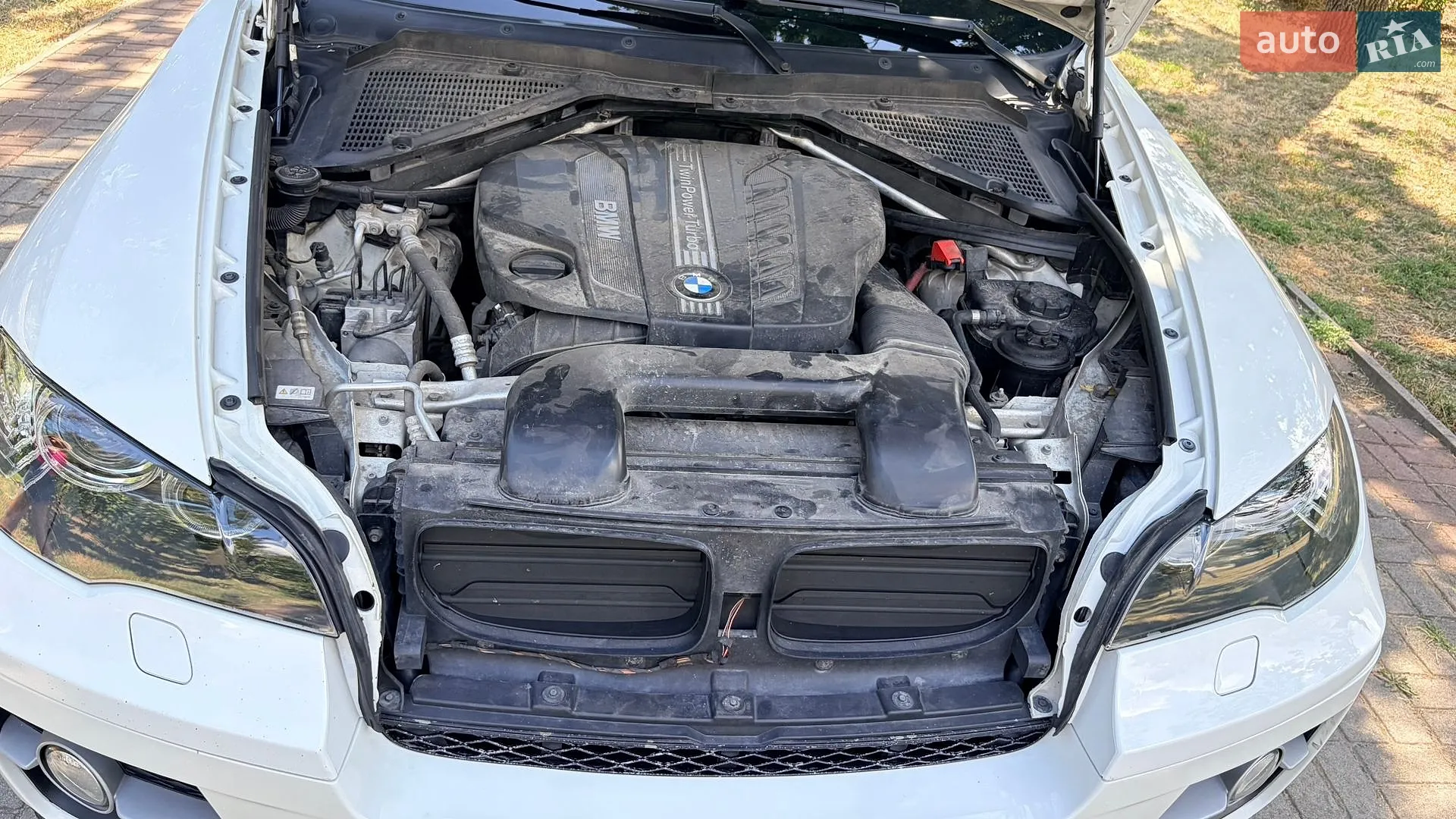 2010 BMW X6 - мініатюра 32