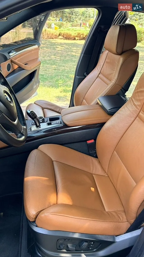 2010 BMW X6 - мініатюра 41