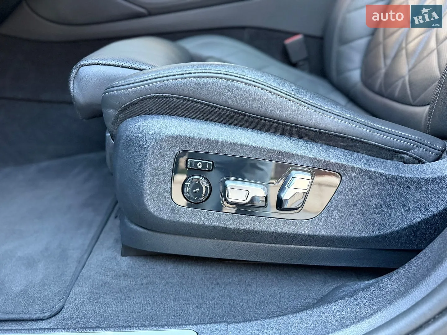 2023 BMW X6 - мініатюра 47
