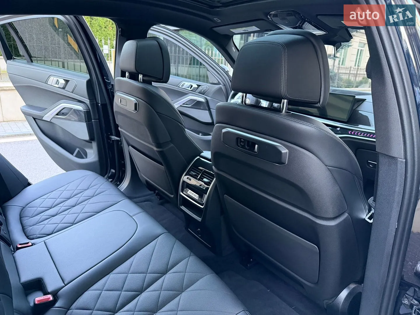 2023 BMW X6 - мініатюра 57