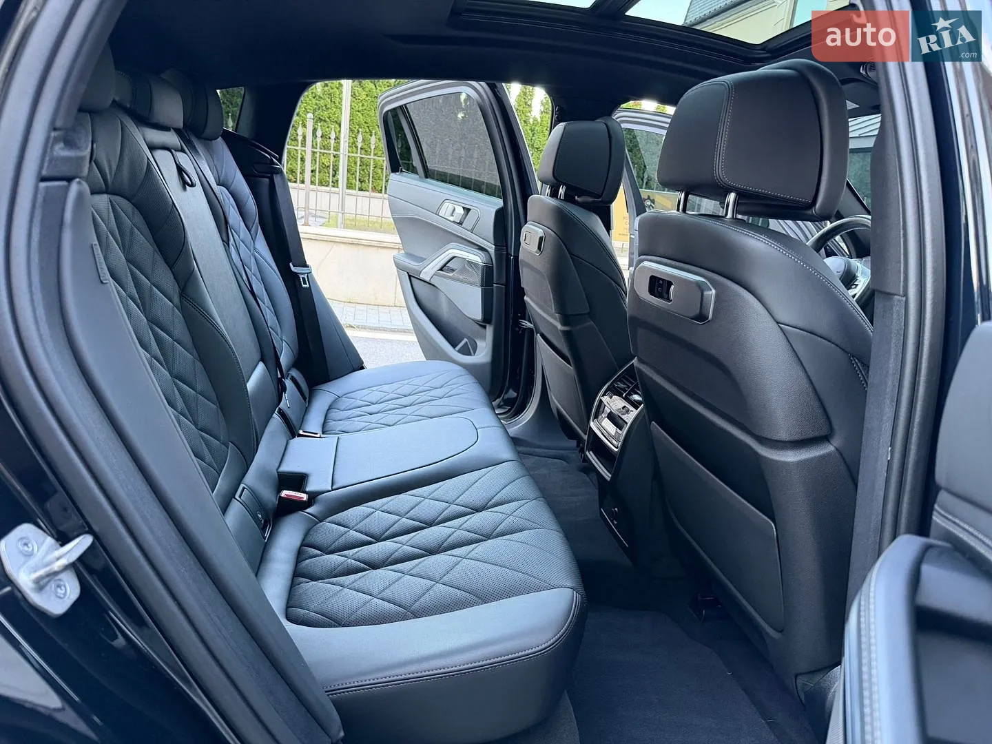 2023 BMW X6 - мініатюра 56