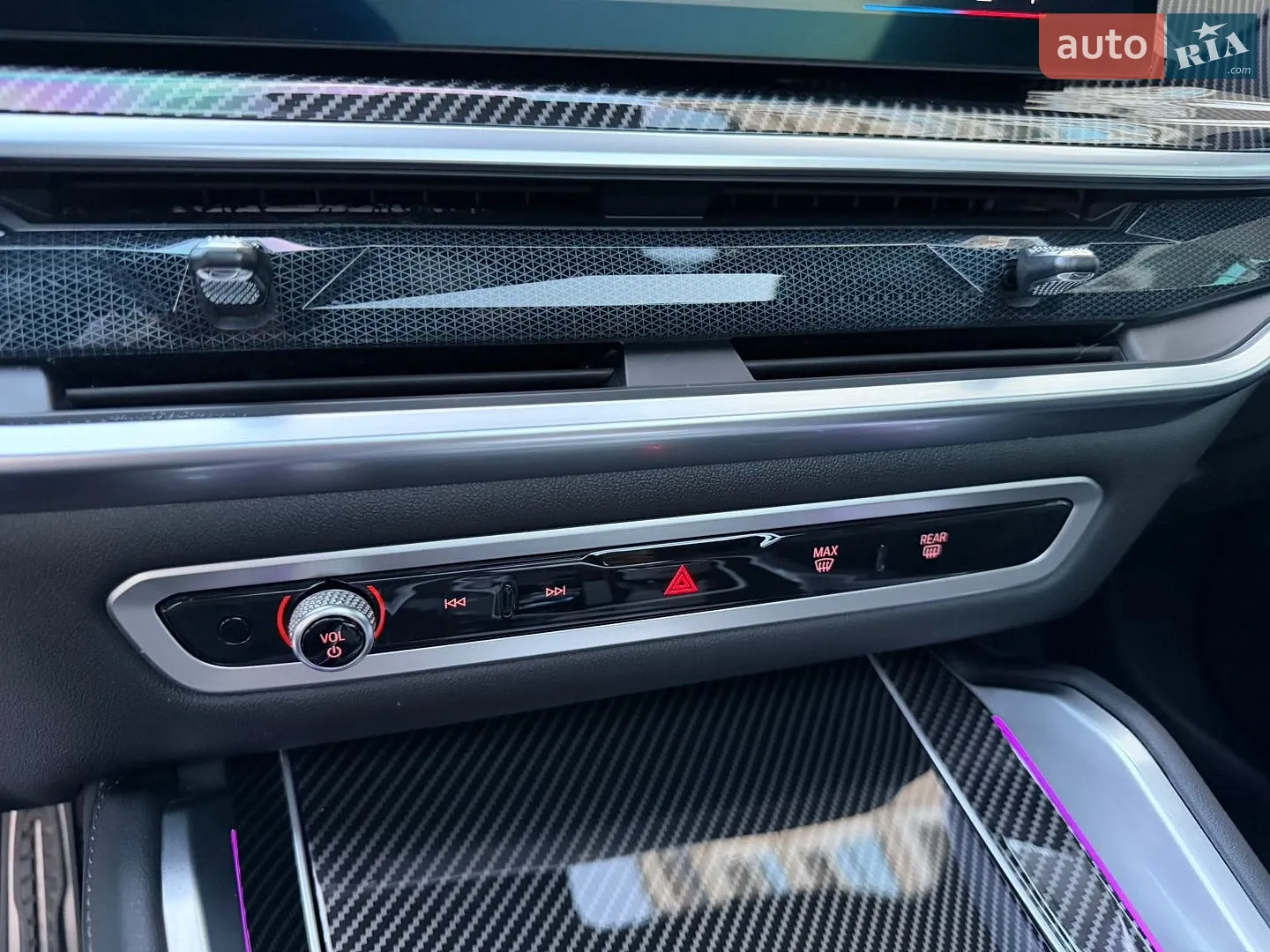 2023 BMW X6 - мініатюра 76