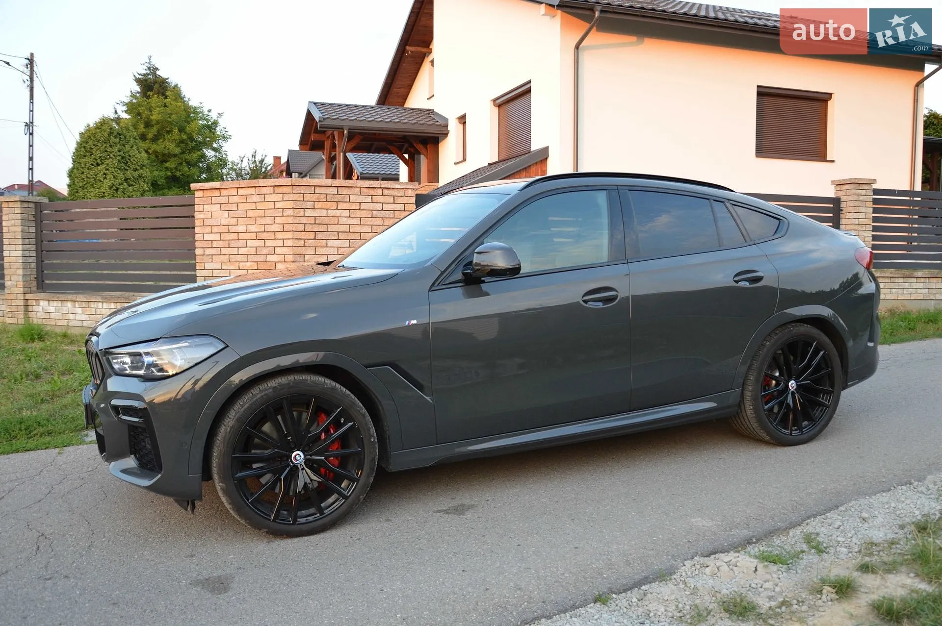 2021 BMW X6 - мініатюра 3