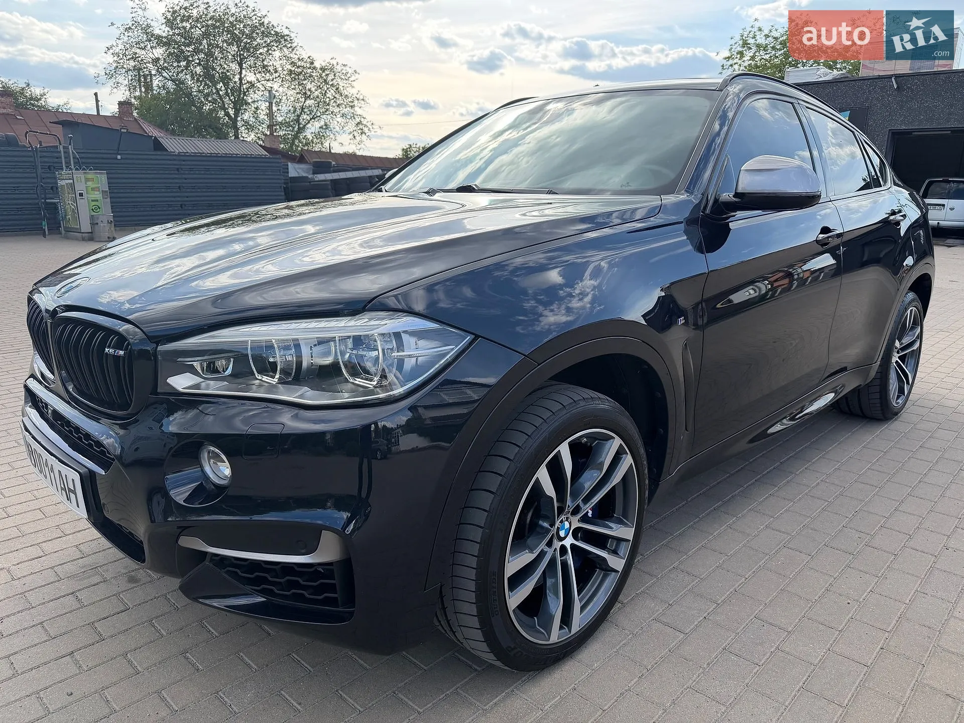2018 BMW X6 - фото 1