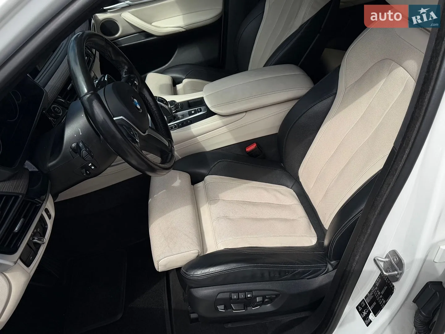 2015 BMW X6 - мініатюра 12