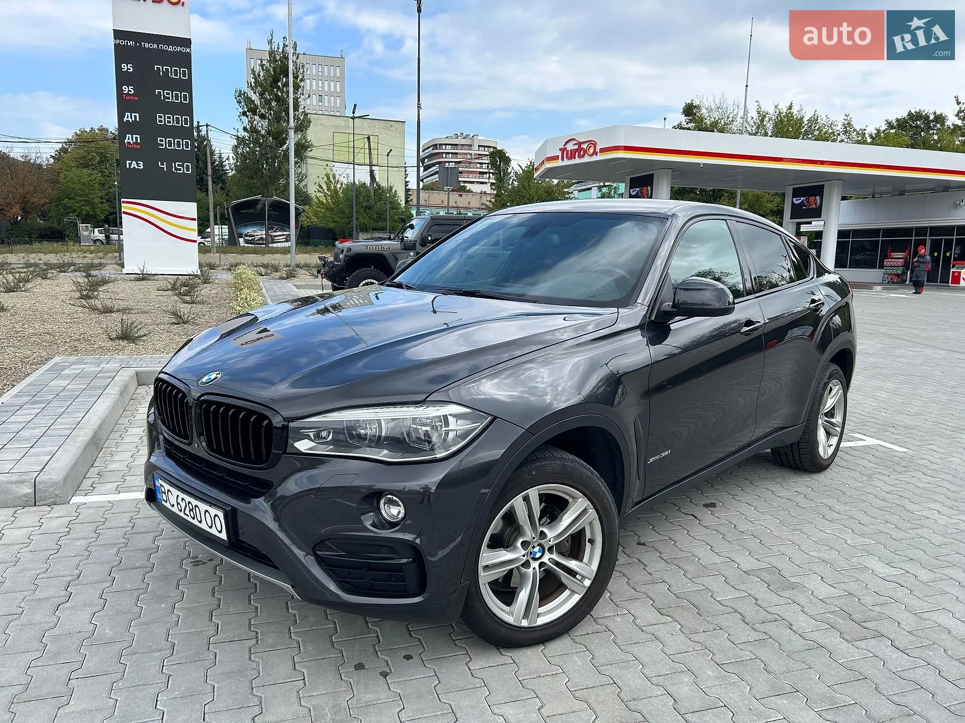 2015 BMW X6 - мініатюра 3