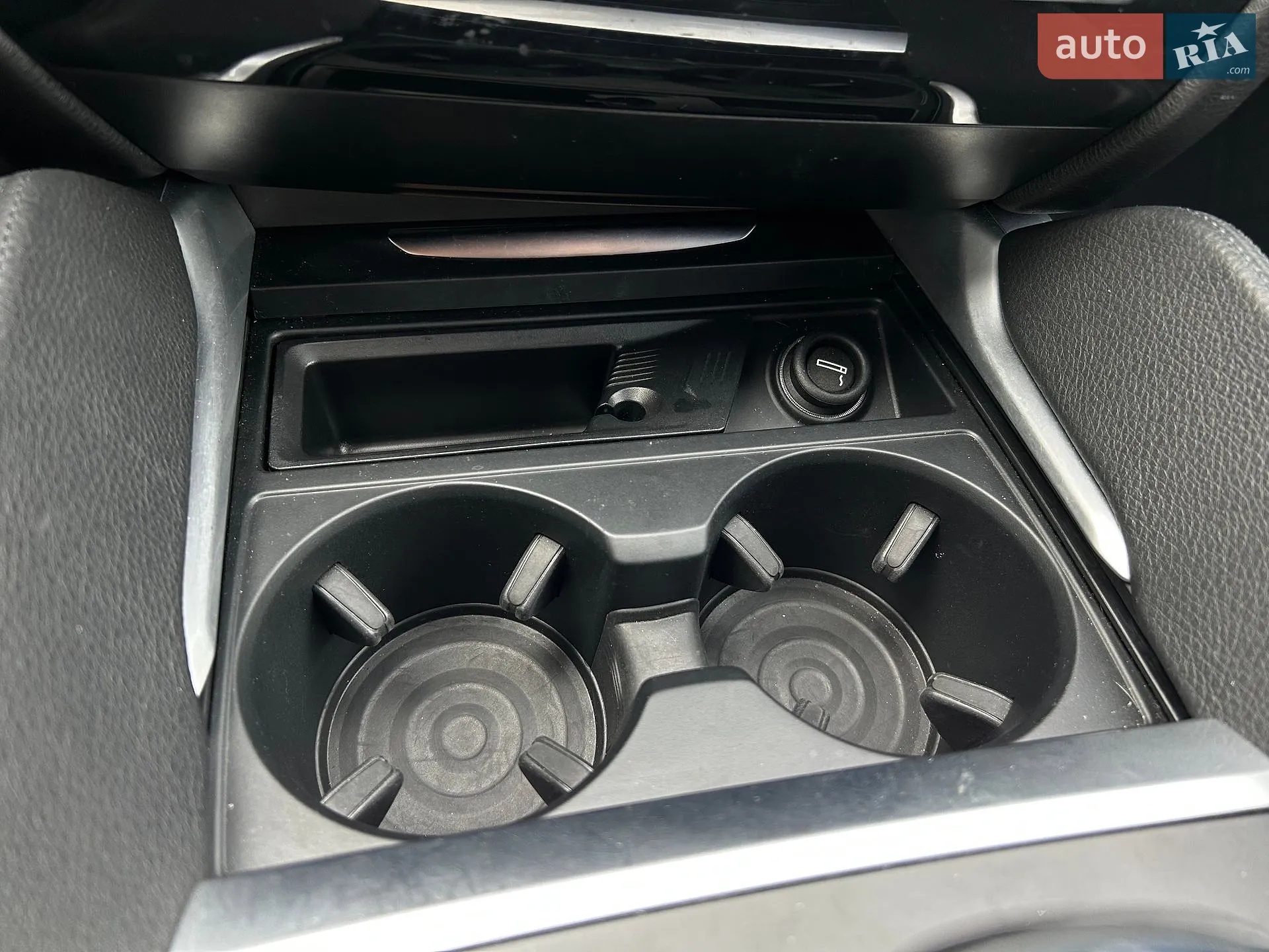 2015 BMW X6 - мініатюра 24