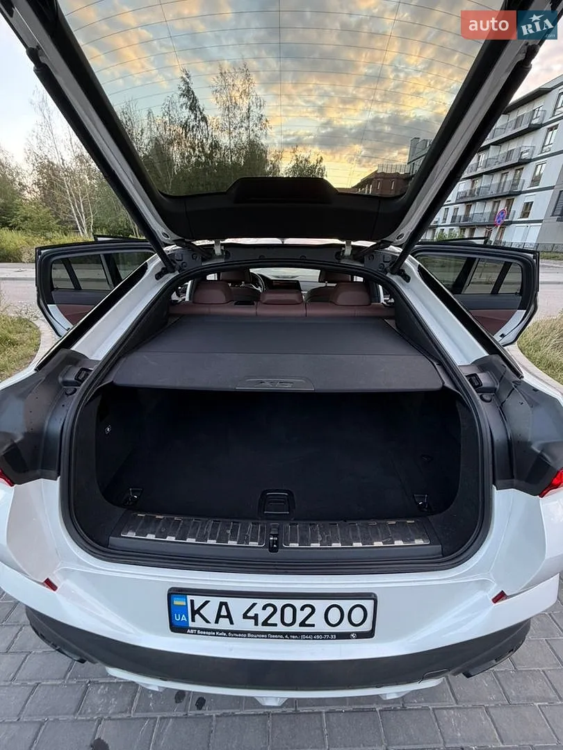 2022 BMW X6 - мініатюра 27