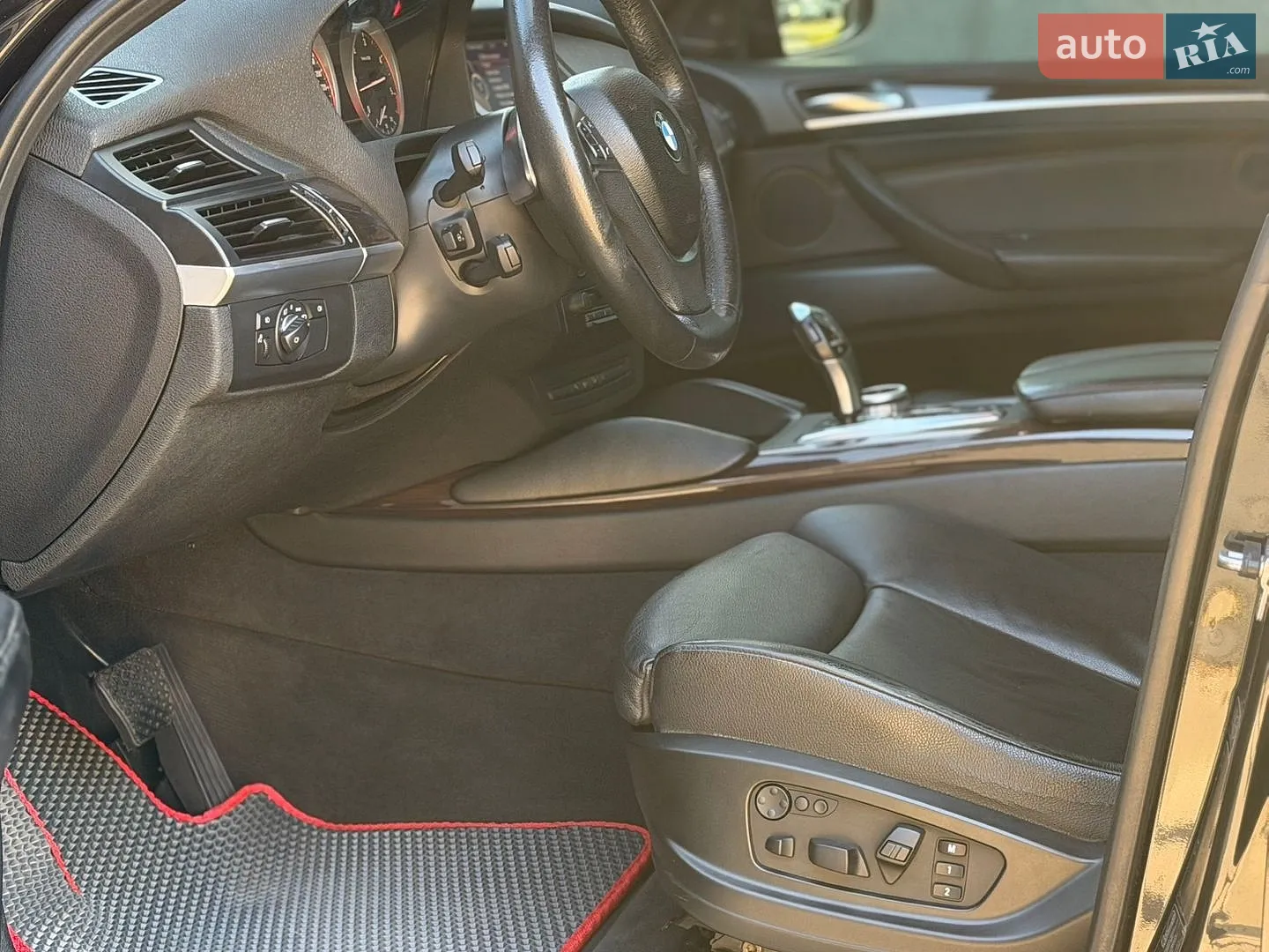 2011 BMW X6 - мініатюра 29