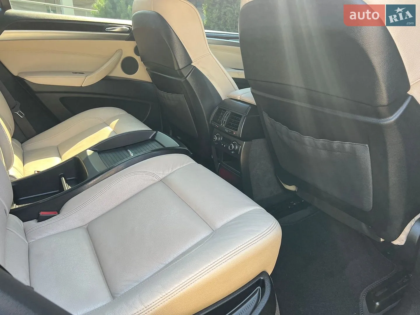 2011 BMW X6 - мініатюра 18