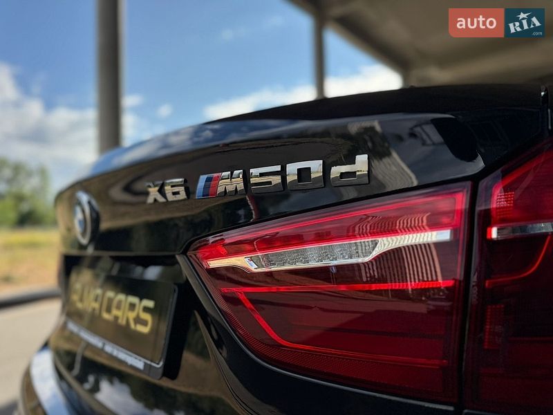 Внедорожник / Кроссовер BMW X6 2015 в Киеве
