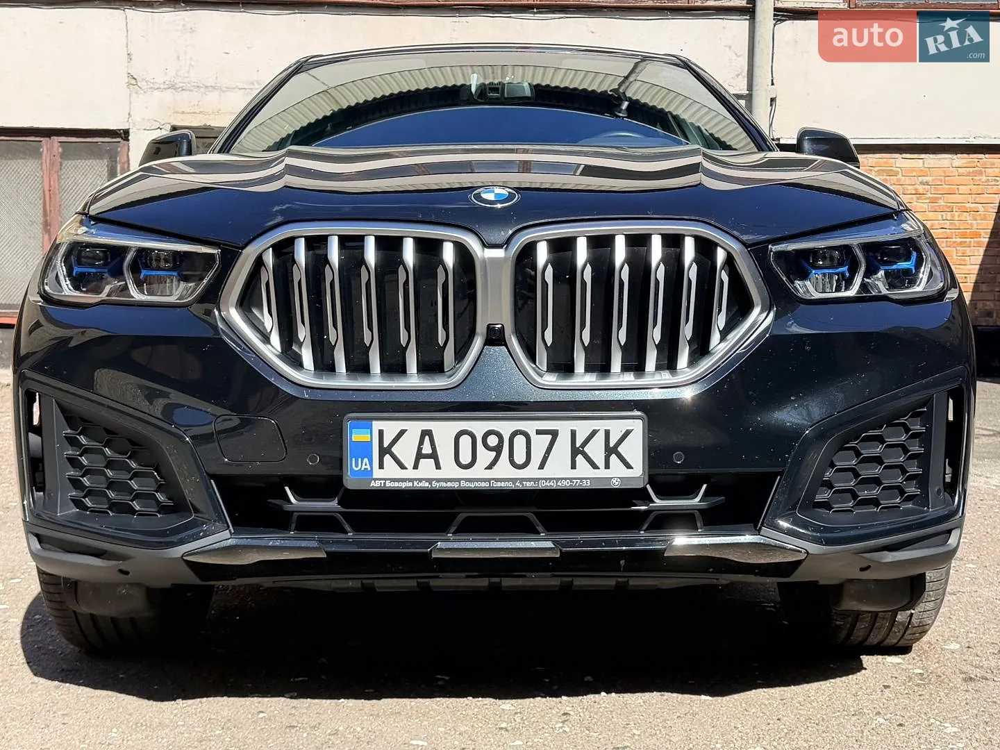 2022 BMW X6 - фото 1
