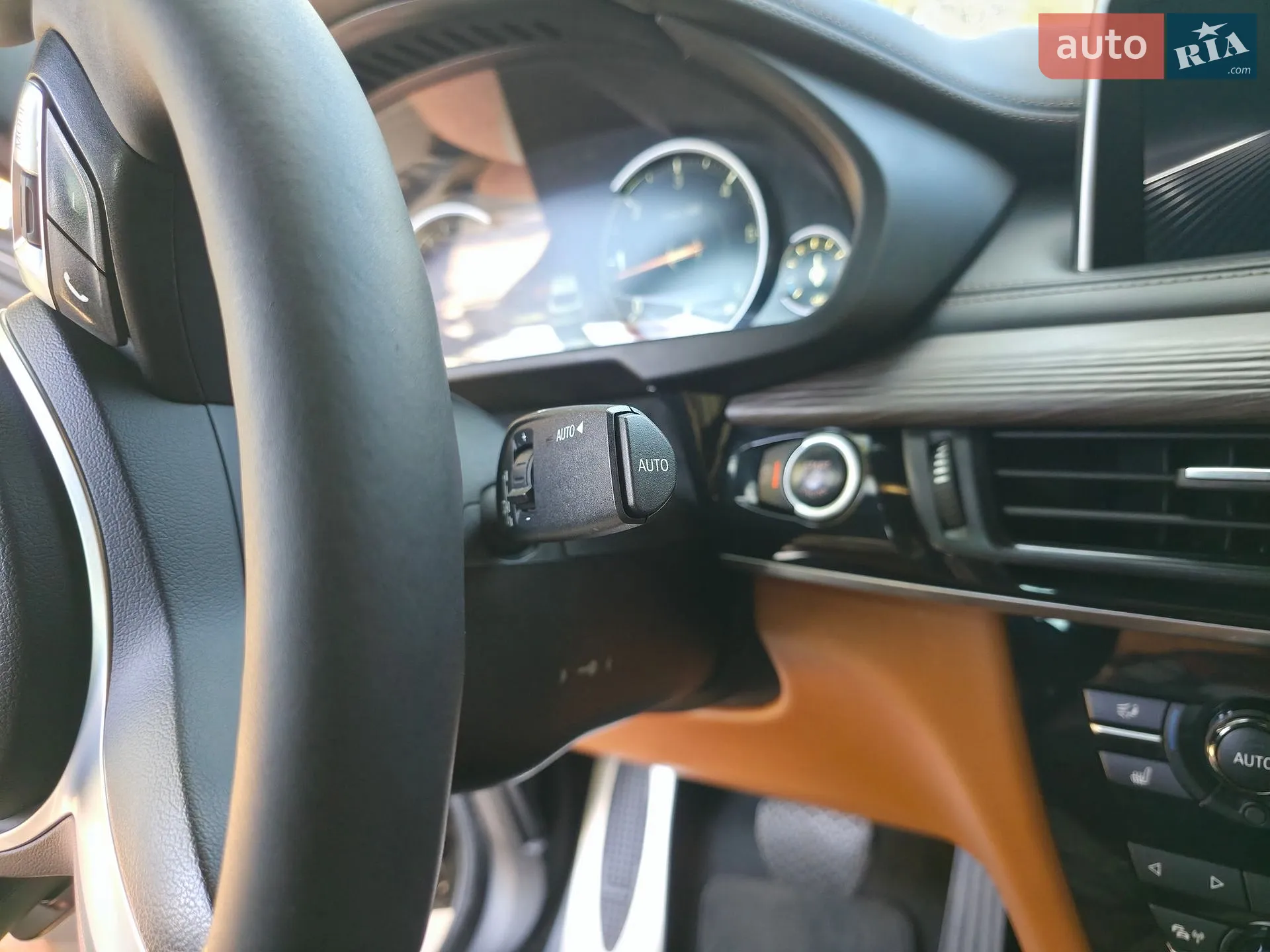 2016 BMW X6 - мініатюра 18