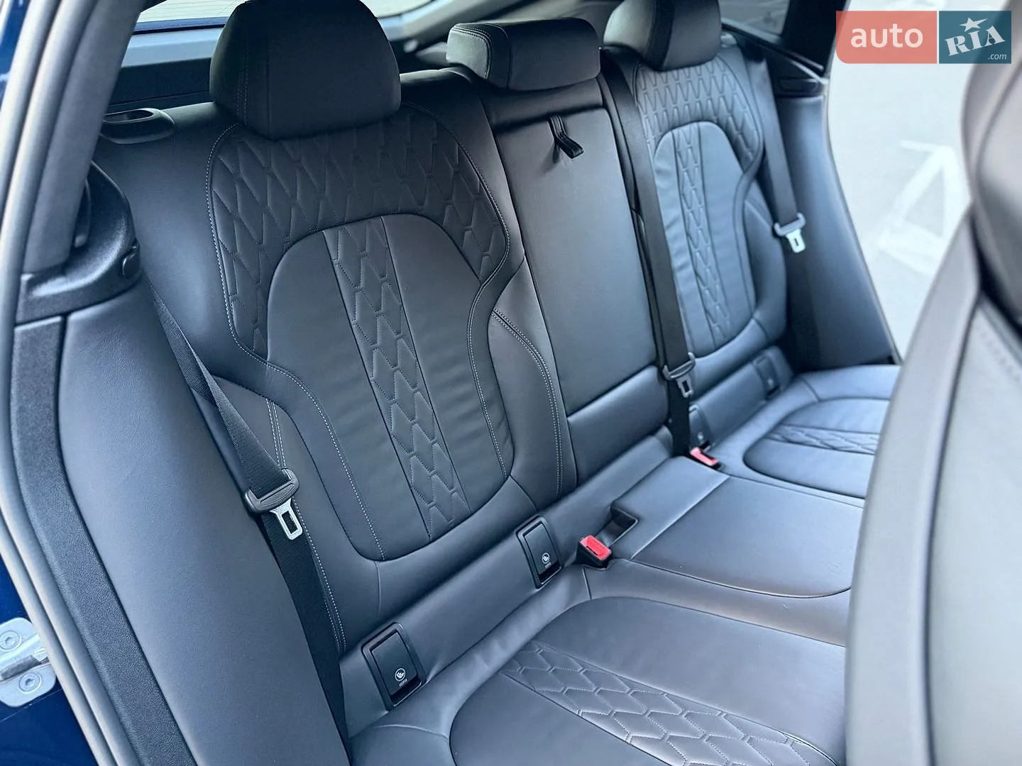 2021 BMW X6 - мініатюра 33