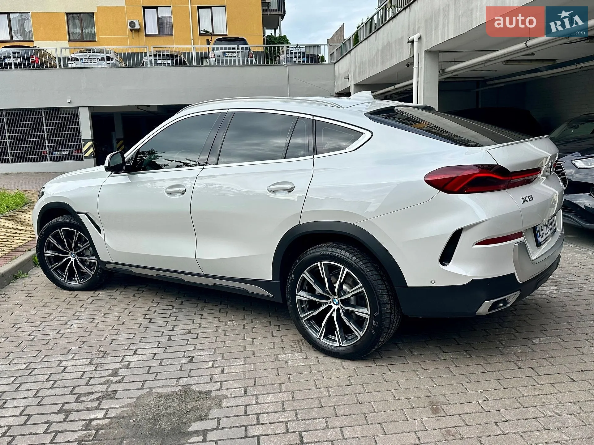 2019 BMW X6 - мініатюра 2