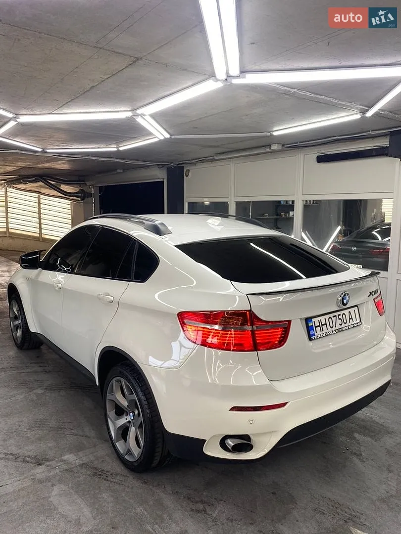 2011 BMW X6 - мініатюра 2