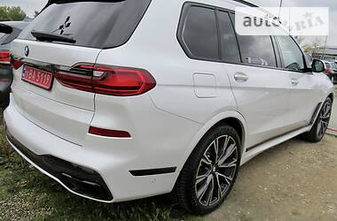 Внедорожник / Кроссовер BMW X7 2020 в Киеве