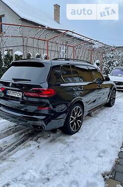 Внедорожник / Кроссовер BMW X7 2019 в Виноградове