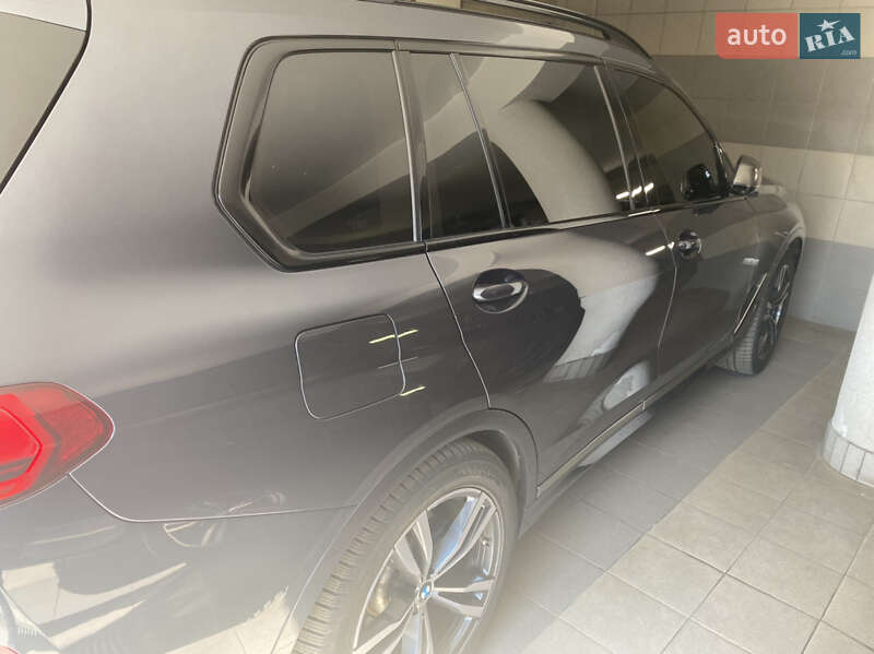 Позашляховик / Кросовер BMW X7 2019 в Києві