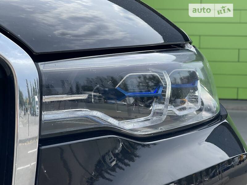 Позашляховик / Кросовер BMW X7 2020 в Києві
