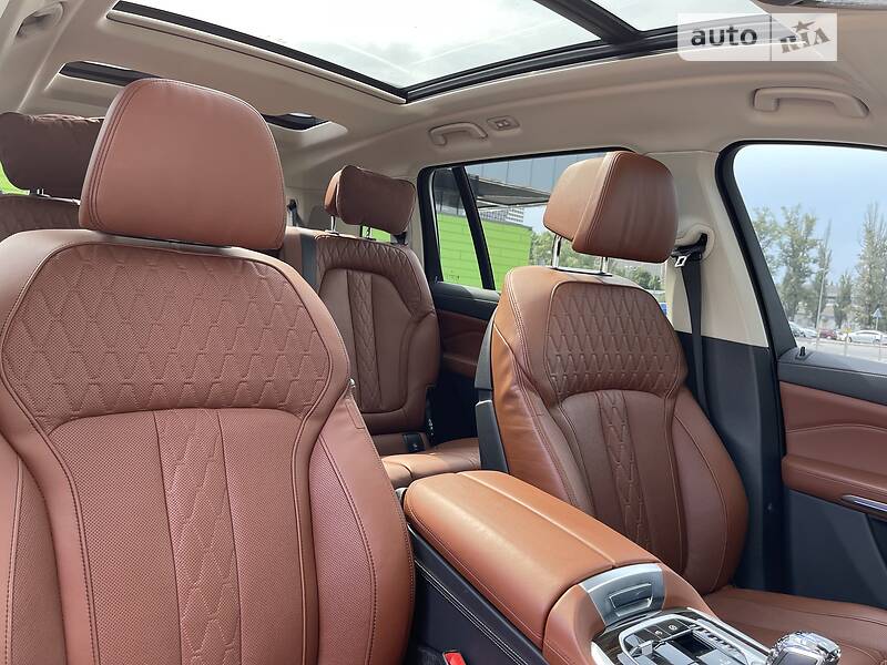 Позашляховик / Кросовер BMW X7 2020 в Києві