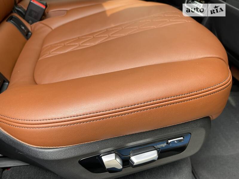Позашляховик / Кросовер BMW X7 2020 в Києві