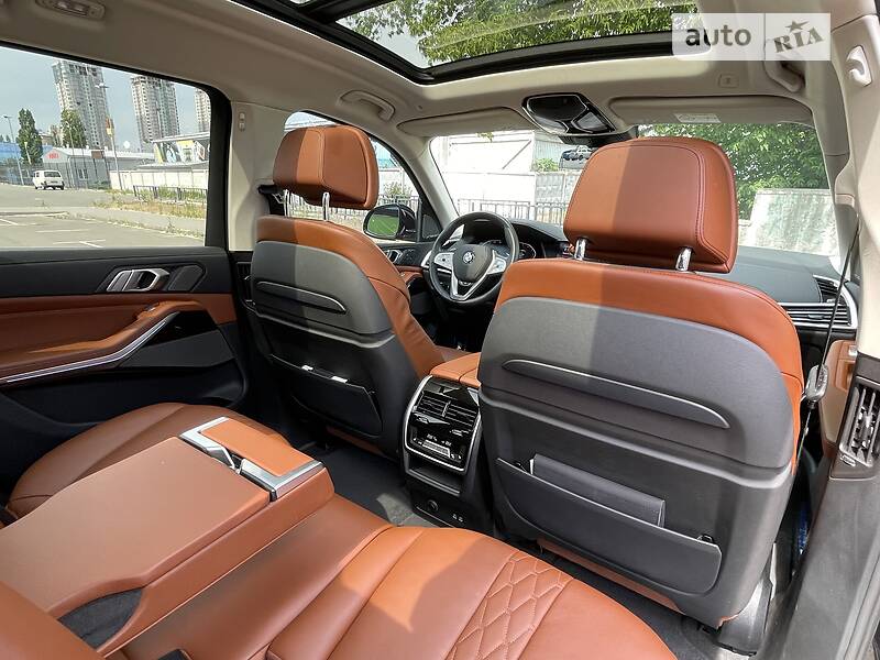 Позашляховик / Кросовер BMW X7 2020 в Києві