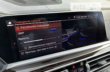 Позашляховик / Кросовер BMW X7 2019 в 