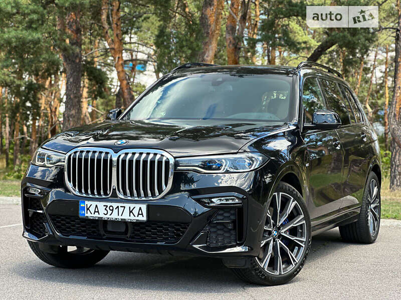 Позашляховик / Кросовер BMW X7 2020 в 