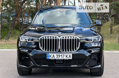 Позашляховик / Кросовер BMW X7 2020 в 
