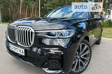 Позашляховик / Кросовер BMW X7 2020 в 
