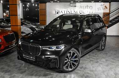 Позашляховик / Кросовер BMW X7 2020 в 