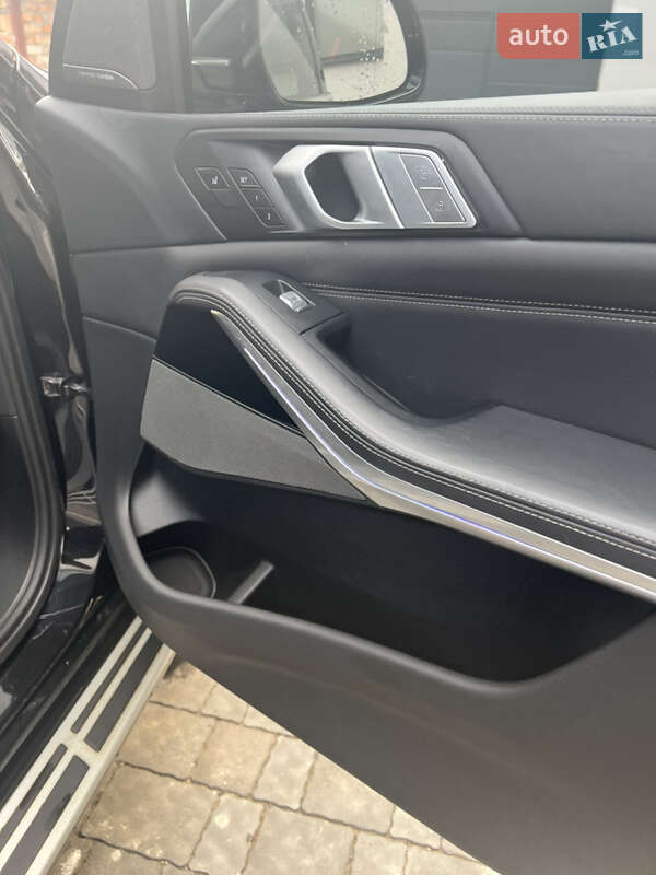 Внедорожник / Кроссовер BMW X7 2019 в Ужгороде