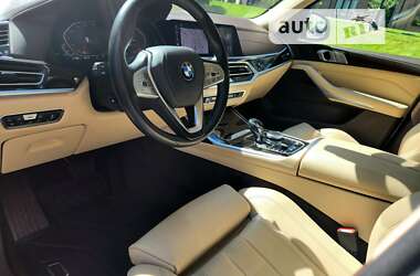Позашляховик / Кросовер BMW X7 2019 в 