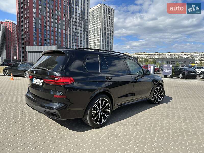 Позашляховик / Кросовер BMW X7 2020 в Києві