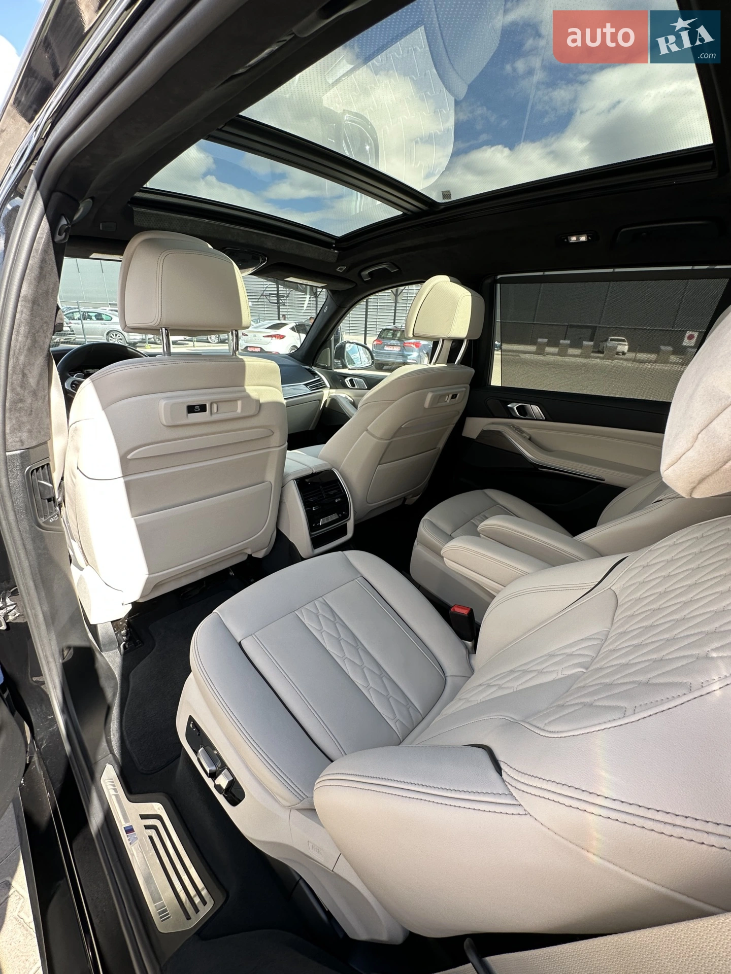 2020 BMW X7 - мініатюра 10