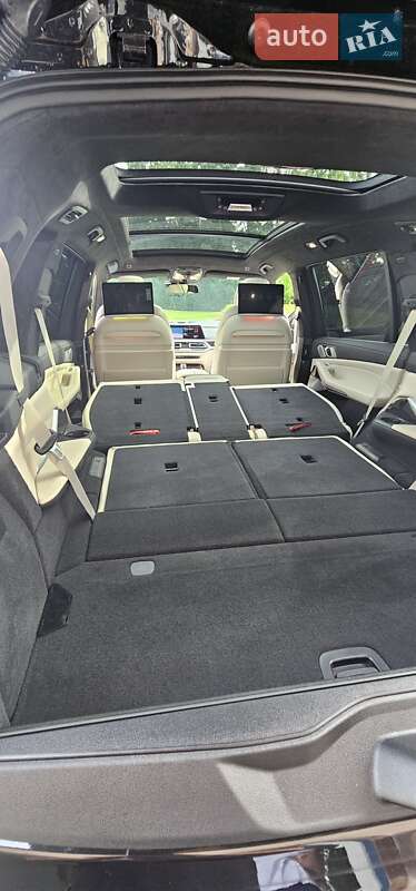 Внедорожник / Кроссовер BMW X7 2020 в Житомире