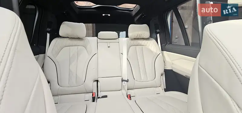 BMW X7 2020