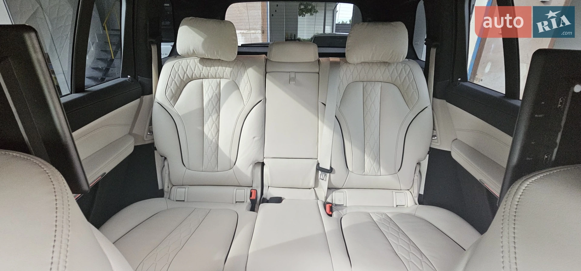 2020 BMW X7 - мініатюра 11