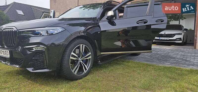 Внедорожник / Кроссовер BMW X7 2020 в Житомире