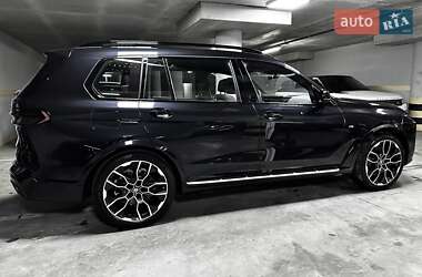 Внедорожник / Кроссовер BMW X7 2023 в Киеве