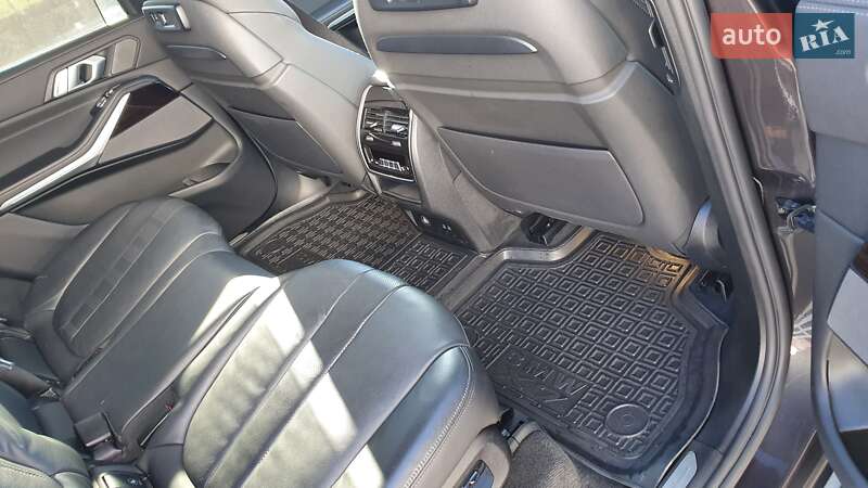 Позашляховик / Кросовер BMW X7 2021 в Рівному фото 9 Позашляховик / Кросовер BMW X7 2021 в Рівному