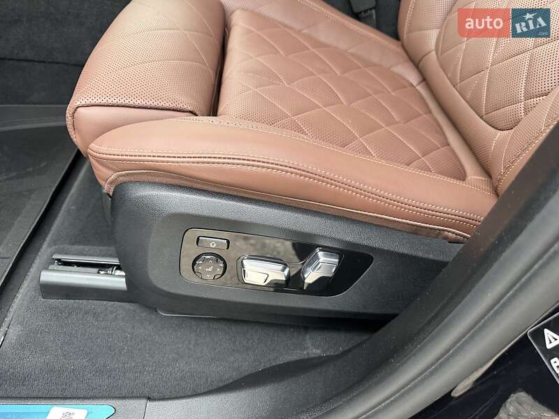 Внедорожник / Кроссовер BMW X7 2023 в Ужгороде