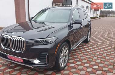 Позашляховик / Кросовер BMW X7 2021 в 
