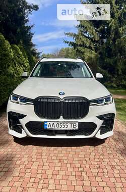 Позашляховик / Кросовер BMW X7 2021 в Києві