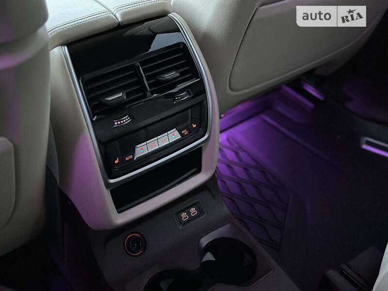 Внедорожник / Кроссовер BMW X7 2019 в Киеве