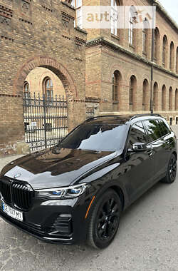 Позашляховик / Кросовер BMW X7 2021 в Чернівцях