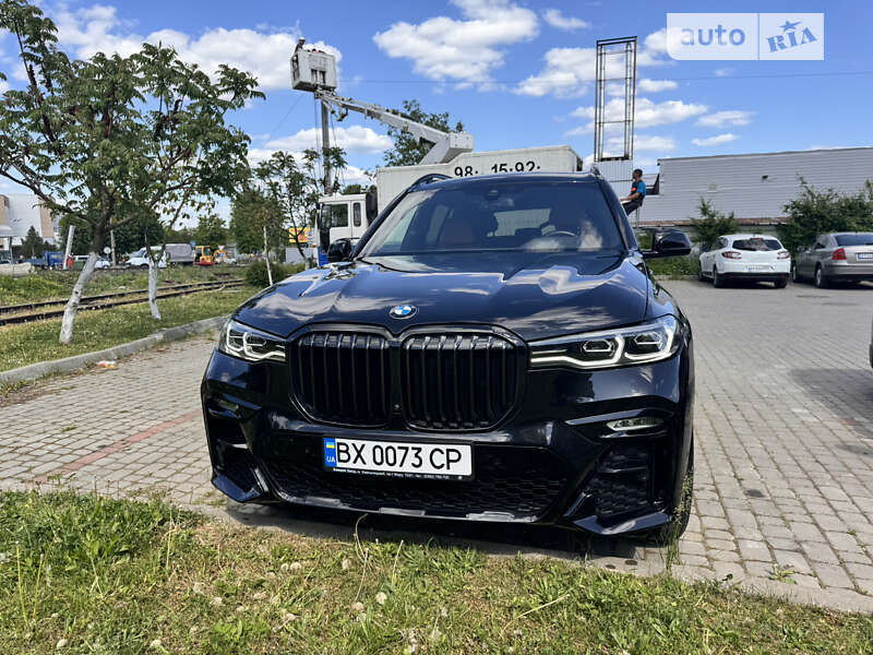 Позашляховик / Кросовер BMW X7 2022 в Івано-Франківську