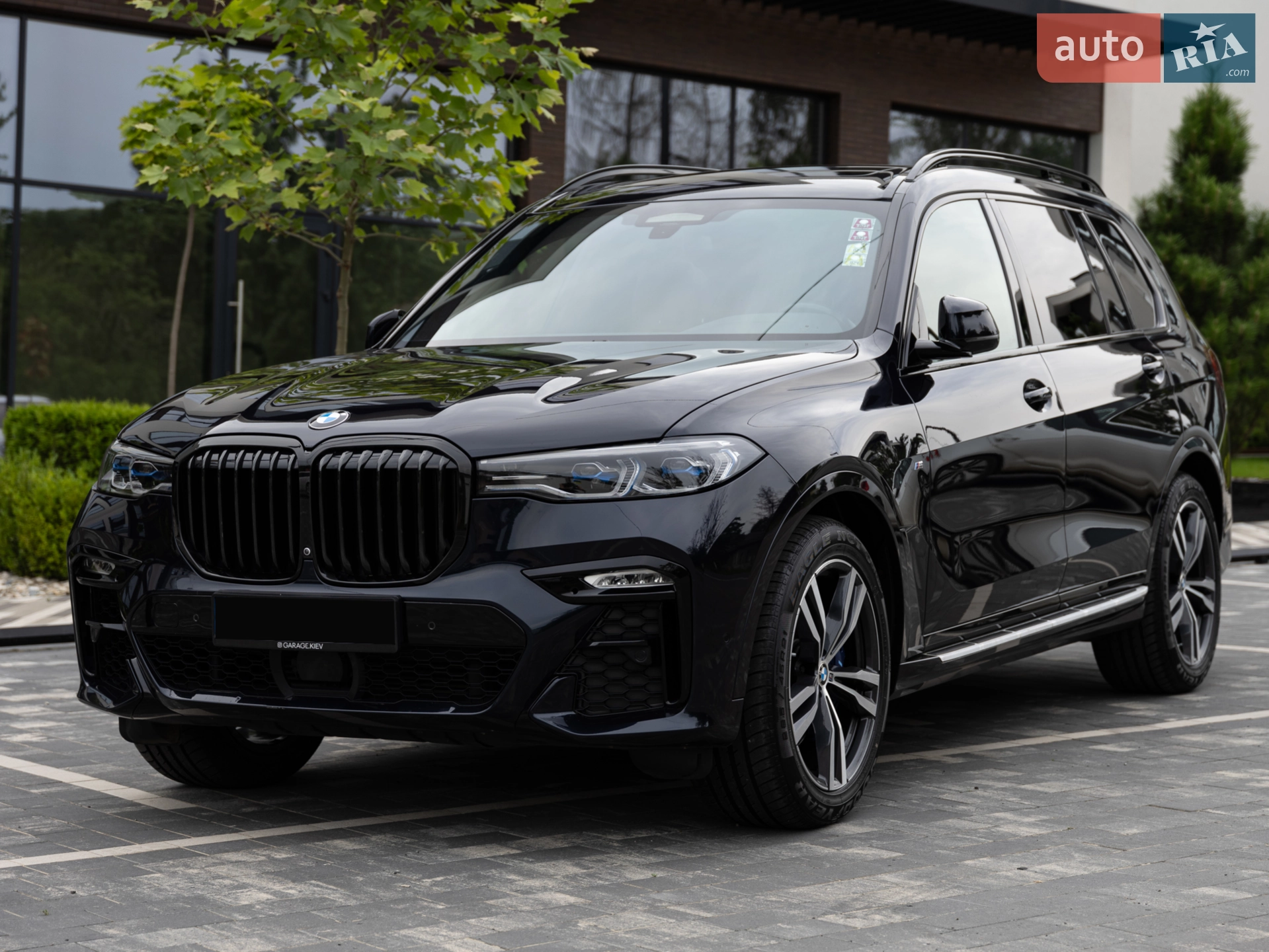 2021 BMW X7 - фото 1