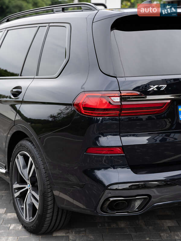 Внедорожник / Кроссовер BMW X7 2021 в Ужгороде
